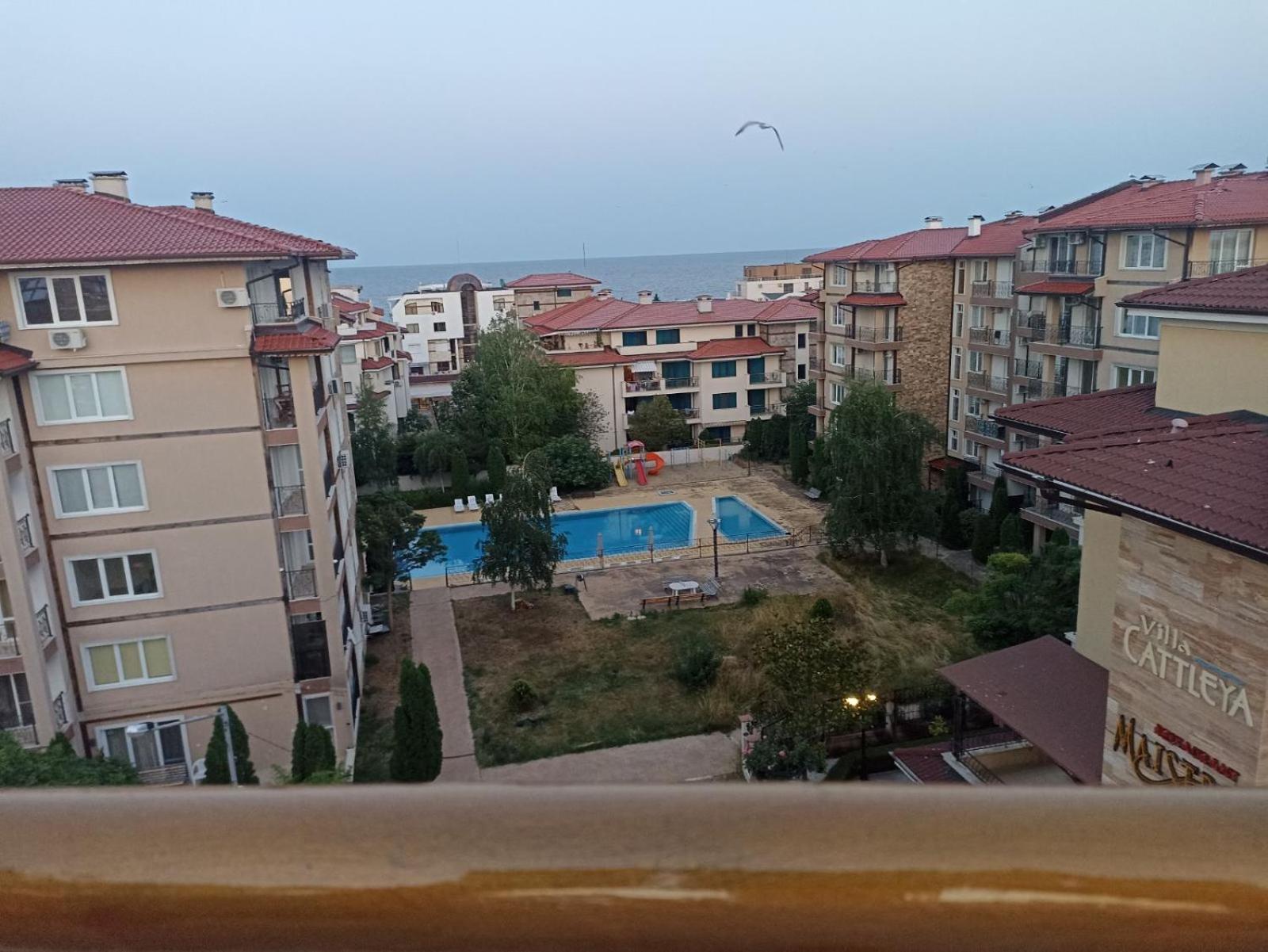 Krasi Hotel 拉夫达 外观 照片