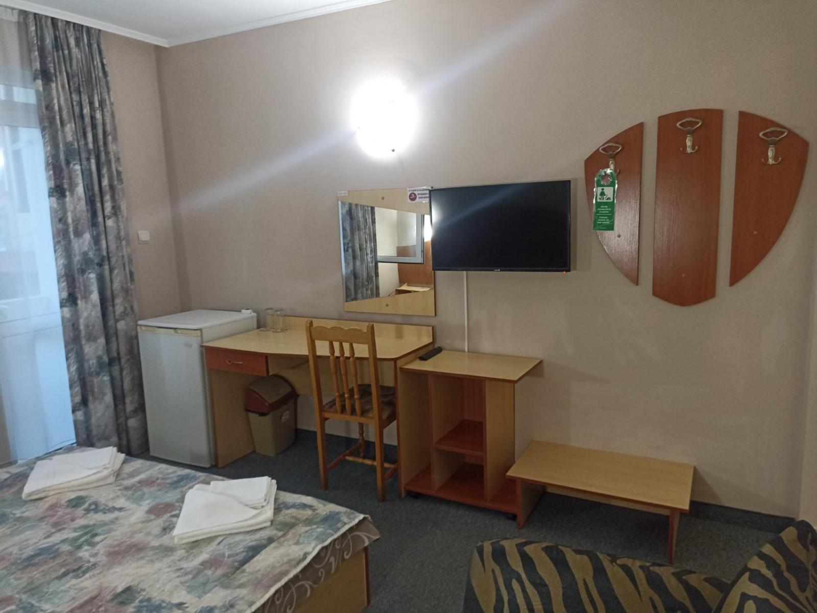 Krasi Hotel 拉夫达 外观 照片
