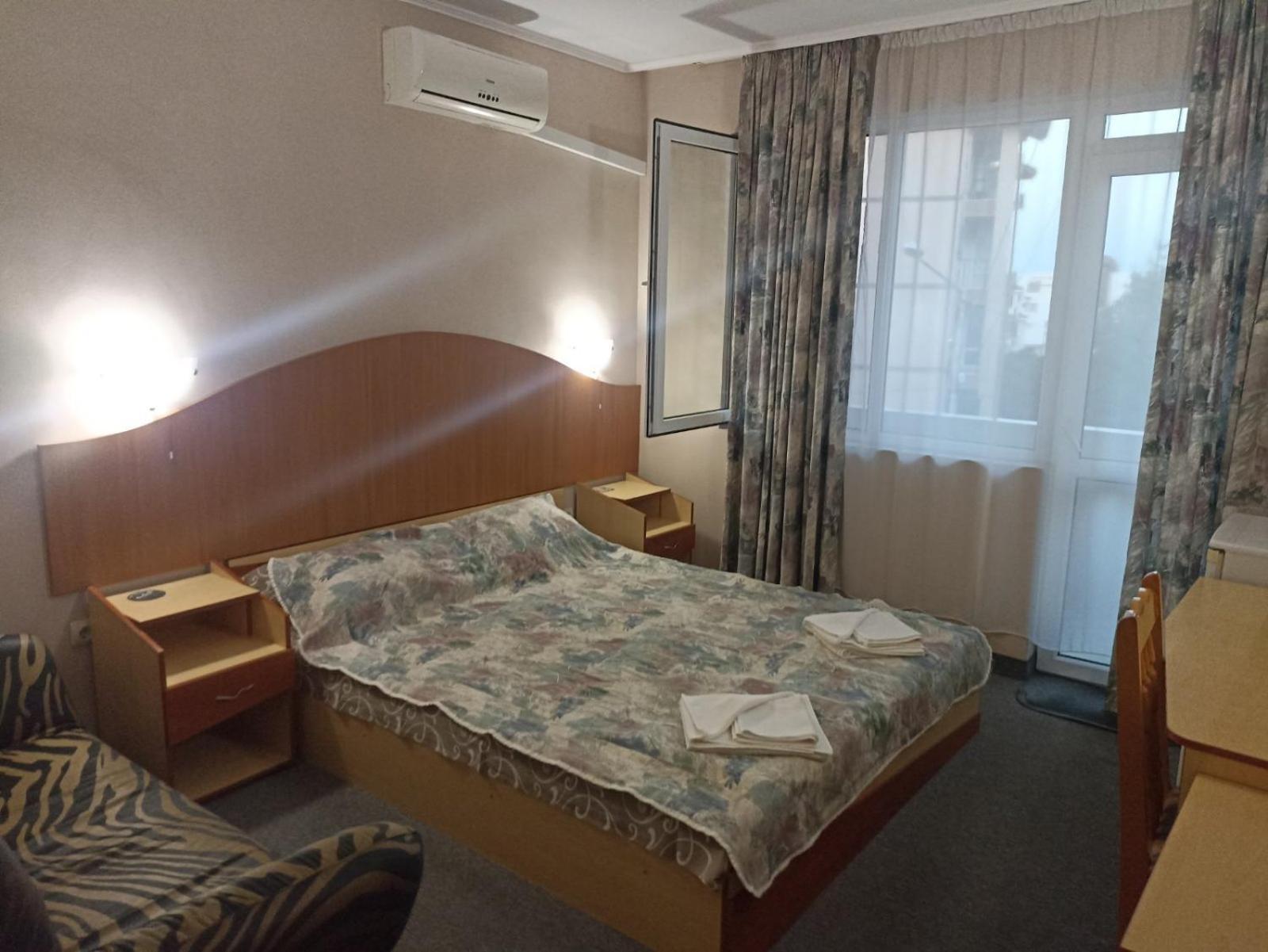 Krasi Hotel 拉夫达 外观 照片
