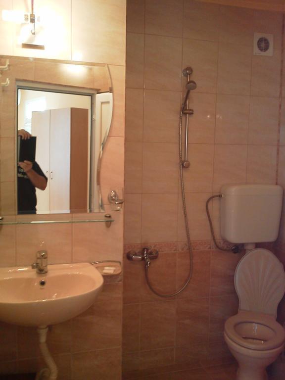Krasi Hotel 拉夫达 客房 照片